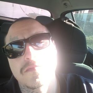 Meet your Posher, Troy